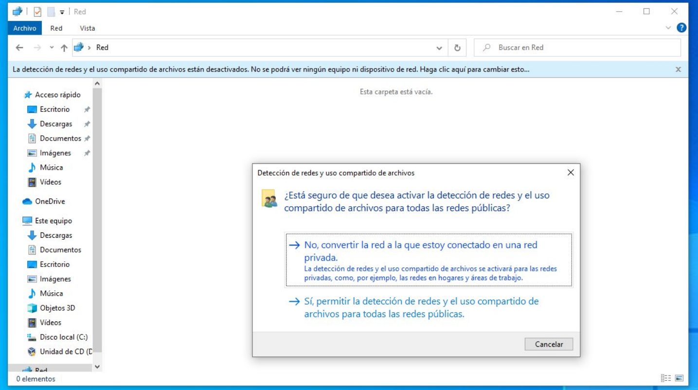Imagen de Windows 10 con el explorador de archivos abiertos, en la sección de red activando la detección de redes y el uso compartido en la ventana emergente, convertir a una red privada