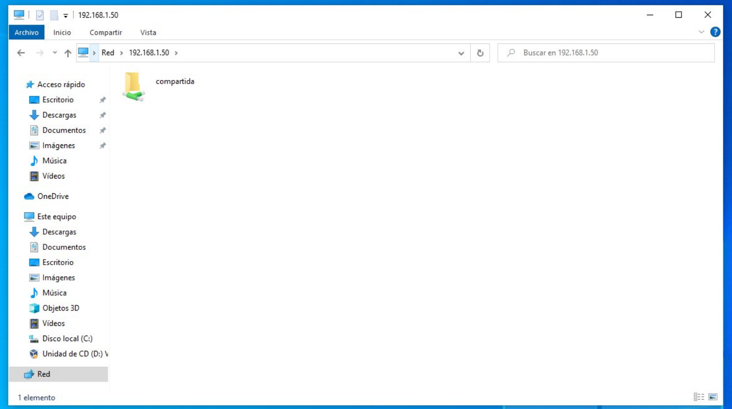 Imagen de Windows 10 con el explorador de archivos abiertos, en la sección de red, dentro de una carpeta compartida